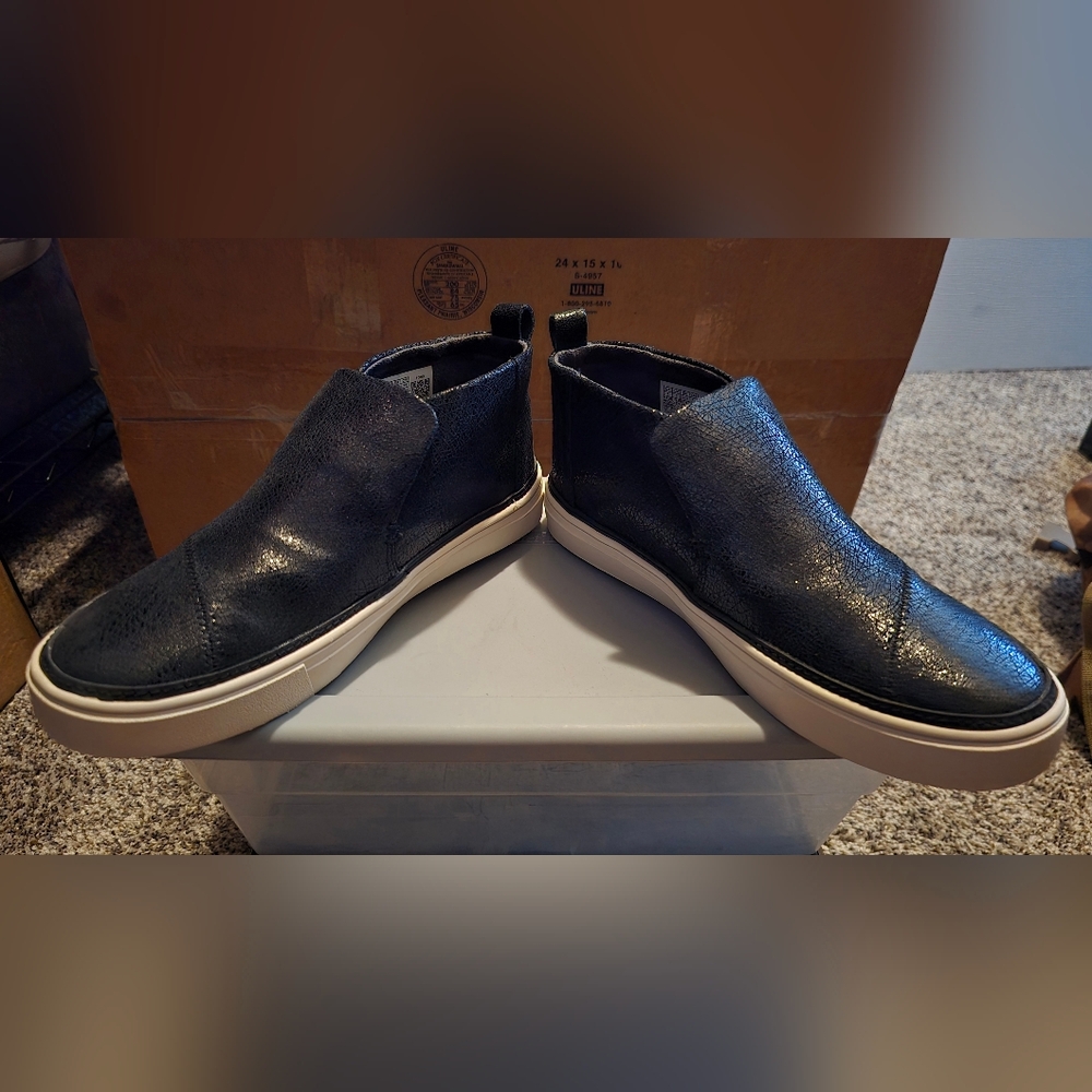 Toms Paxton Black Metallic Crackle Suede